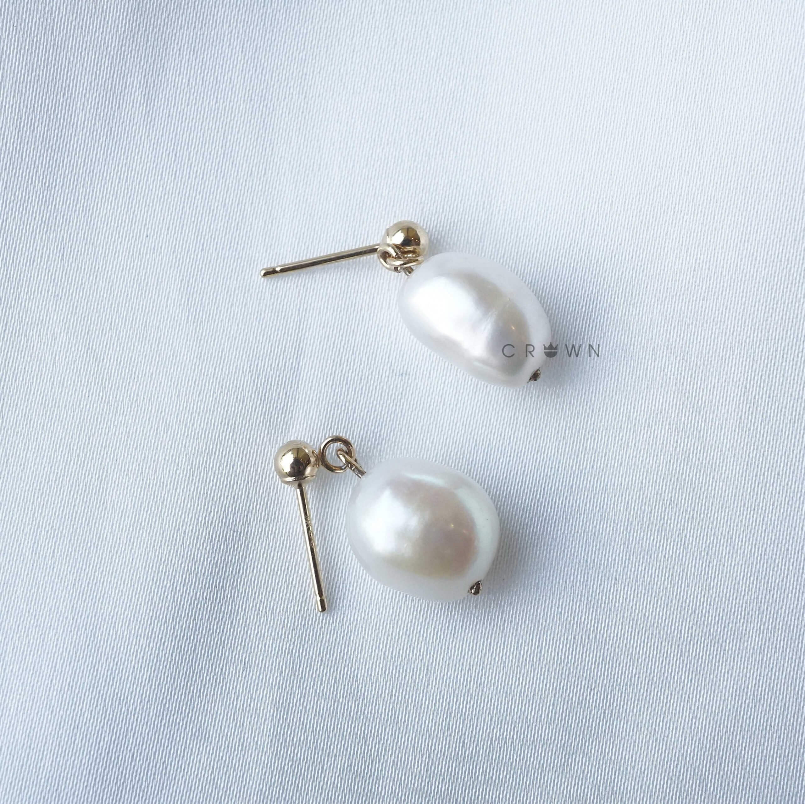 Elizabeth Locke Pearl Earring Charms | Neiman Marcus