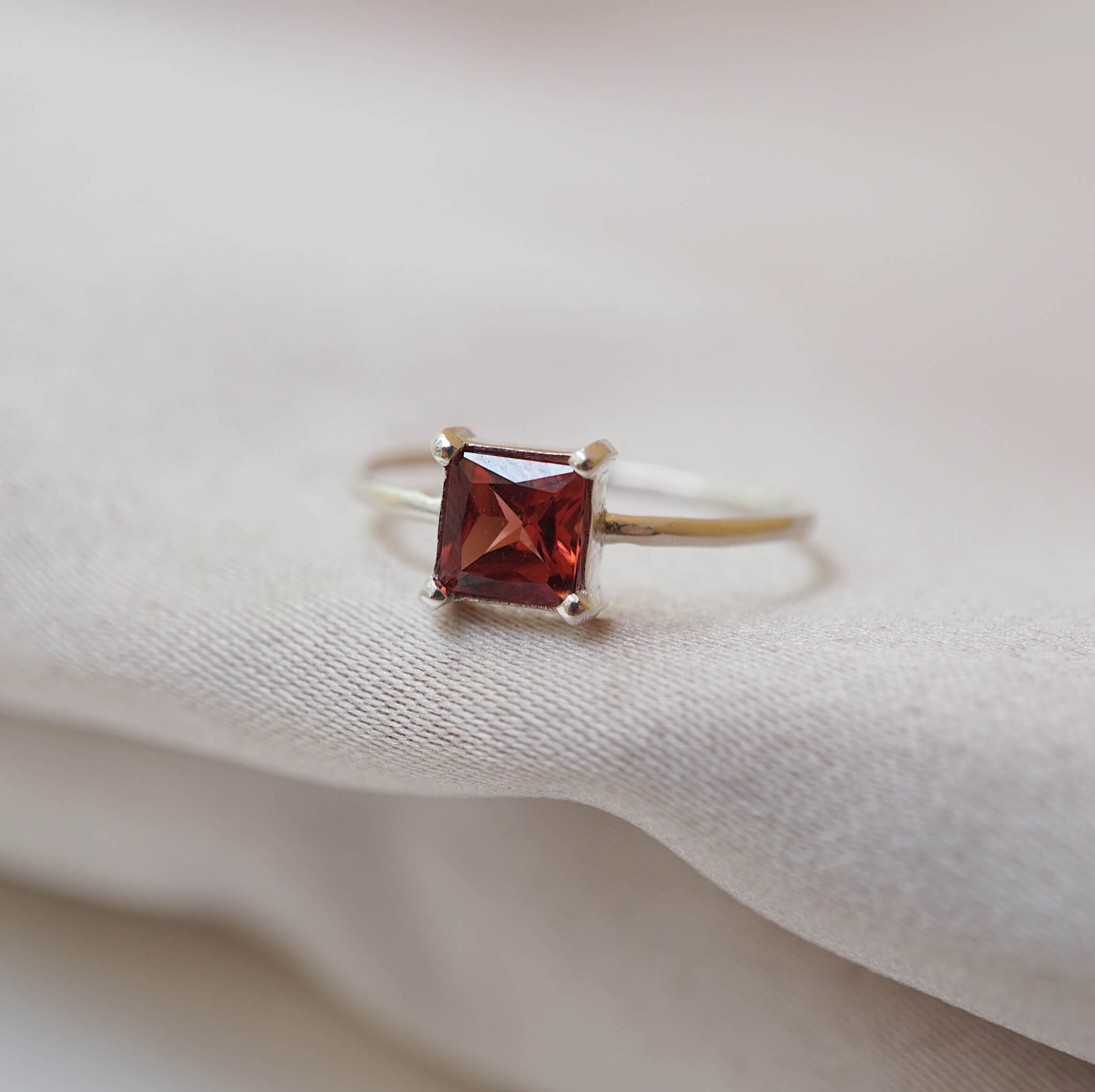 Garnet Prong Square Skinny Ring – Crown